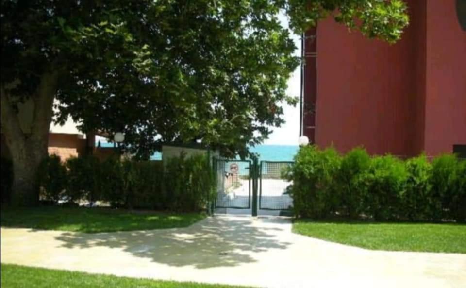 Oazis Cozy Beach Apartment Ravda Exterior foto